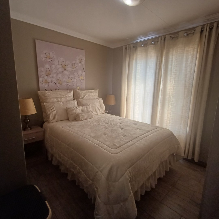 3 Bedroom Property for Sale in Amberfield Gauteng