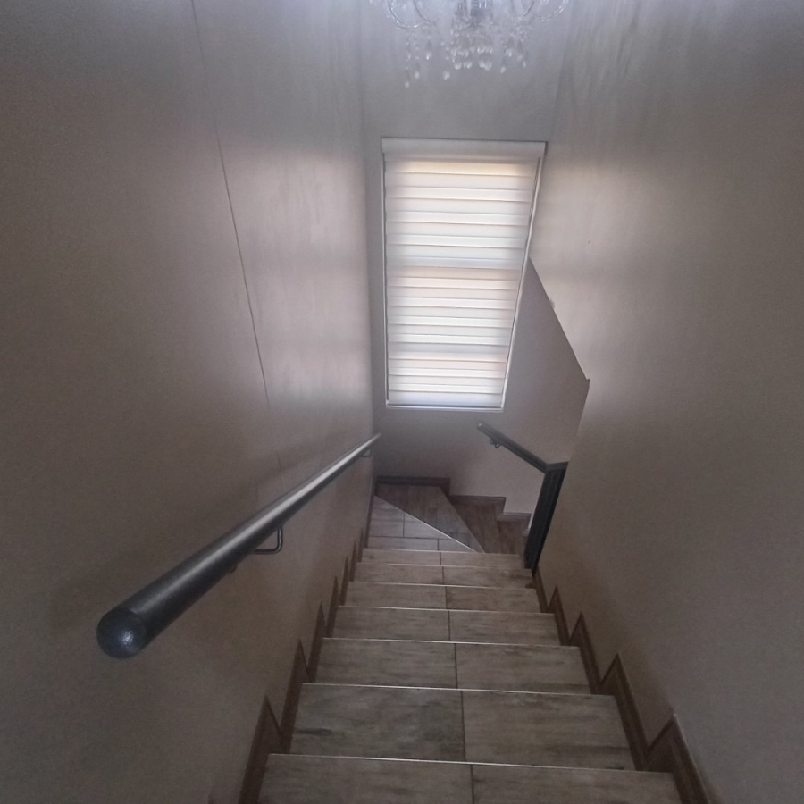 3 Bedroom Property for Sale in Amberfield Gauteng