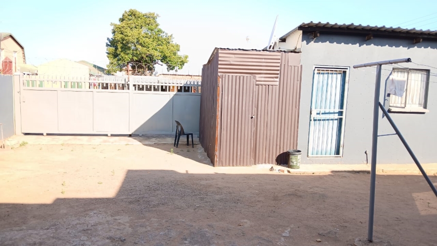 11 Bedroom Property for Sale in Soshanguve L Gauteng