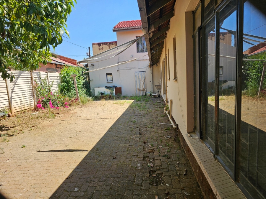 5 Bedroom Property for Sale in Montana Gauteng