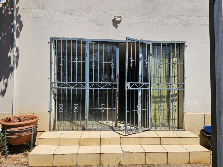 5 Bedroom Property for Sale in Montana Gauteng