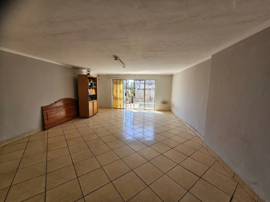5 Bedroom Property for Sale in Montana Gauteng