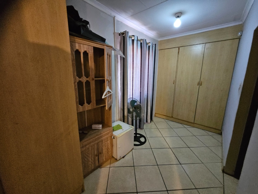 5 Bedroom Property for Sale in Montana Gauteng