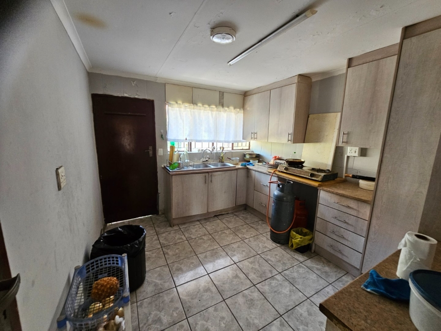 5 Bedroom Property for Sale in Montana Gauteng