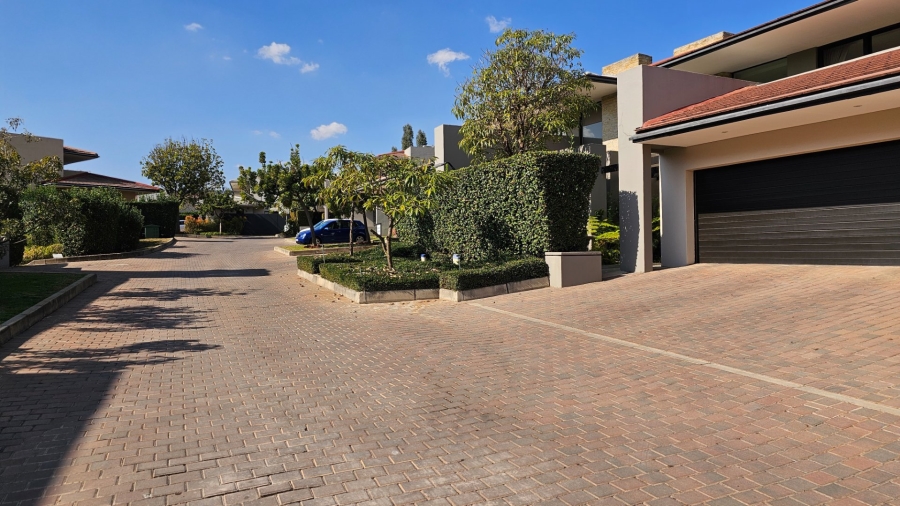 3 Bedroom Property for Sale in Lombardy Gauteng