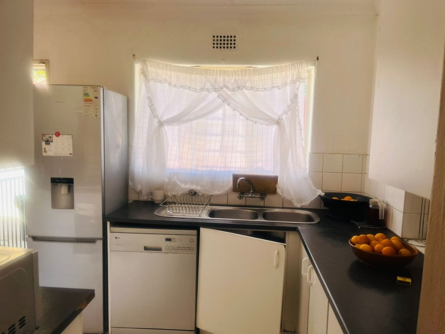 To Let  Bedroom Property for Rent in Bromhof Gauteng