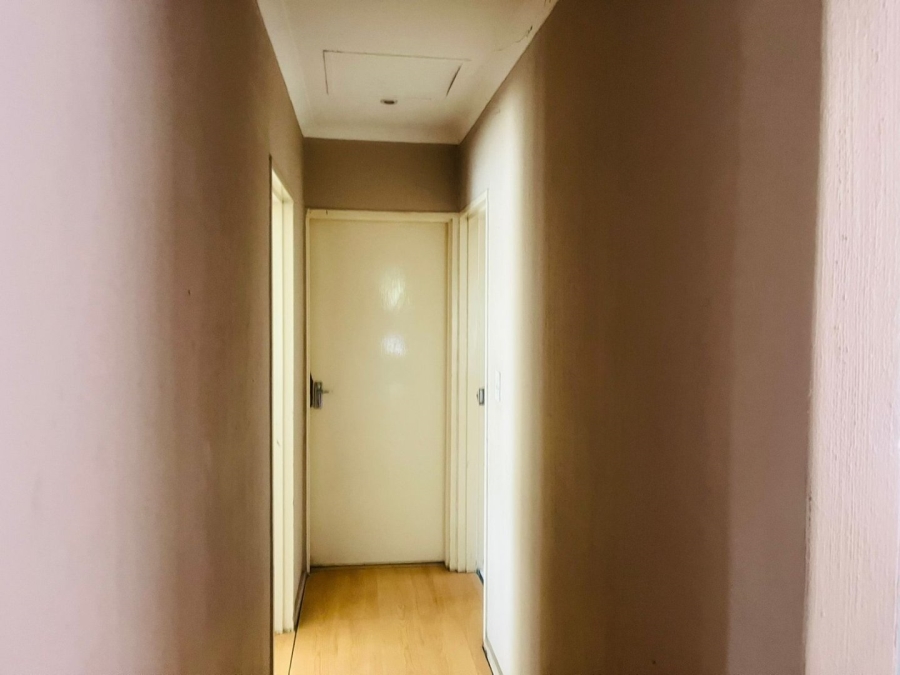 To Let  Bedroom Property for Rent in Bromhof Gauteng