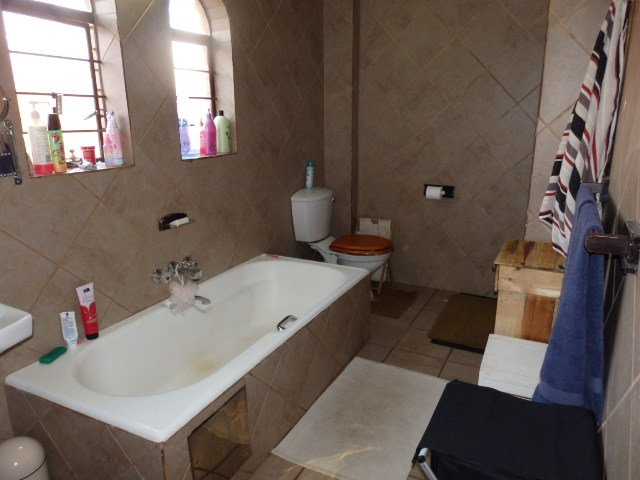 2 Bedroom Property for Sale in Garsfontein Gauteng
