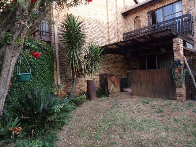 2 Bedroom Property for Sale in Garsfontein Gauteng