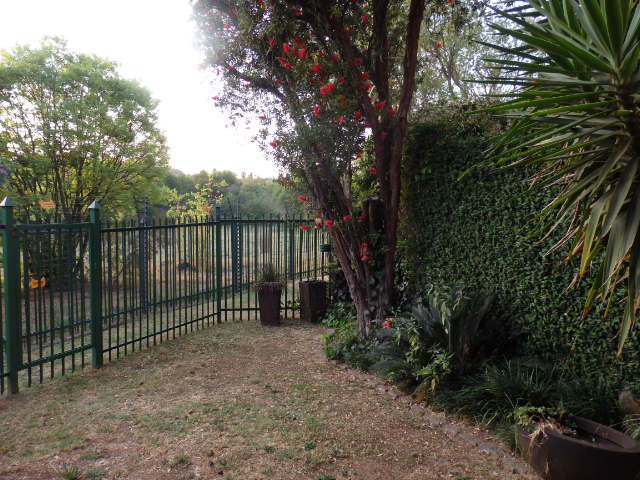 2 Bedroom Property for Sale in Garsfontein Gauteng