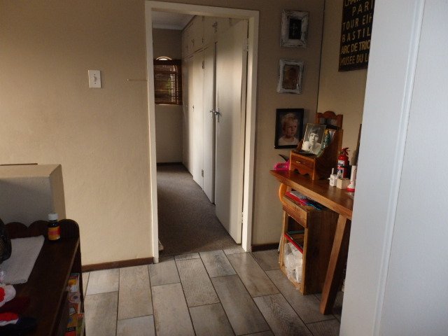 2 Bedroom Property for Sale in Garsfontein Gauteng