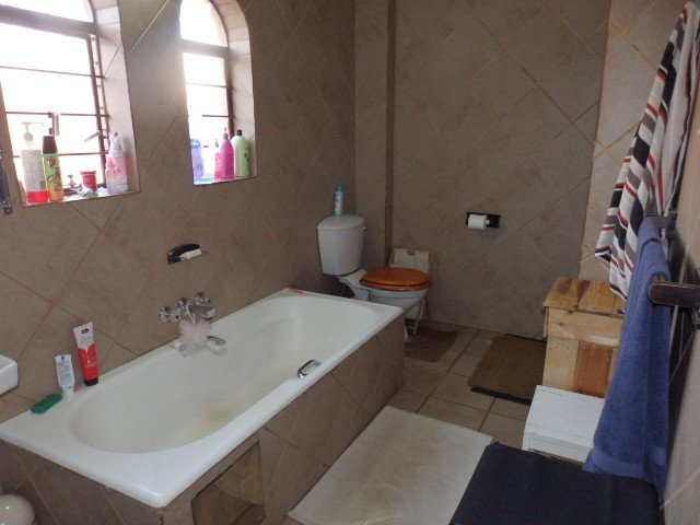 2 Bedroom Property for Sale in Garsfontein Gauteng