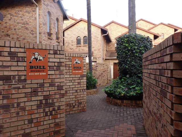 2 Bedroom Property for Sale in Garsfontein Gauteng