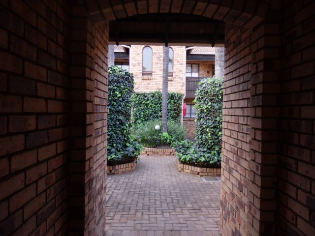 2 Bedroom Property for Sale in Garsfontein Gauteng
