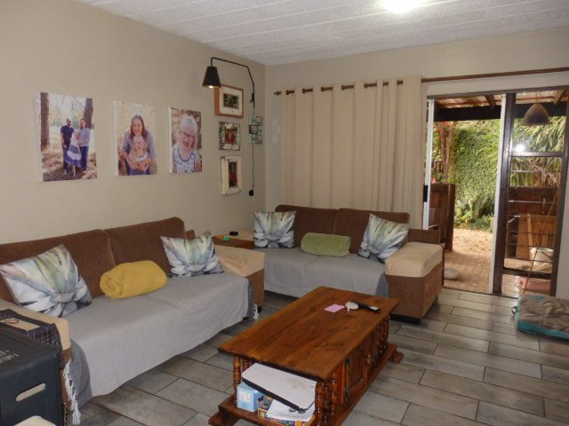 2 Bedroom Property for Sale in Garsfontein Gauteng