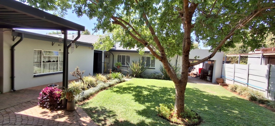 3 Bedroom Property for Sale in Sinoville Gauteng