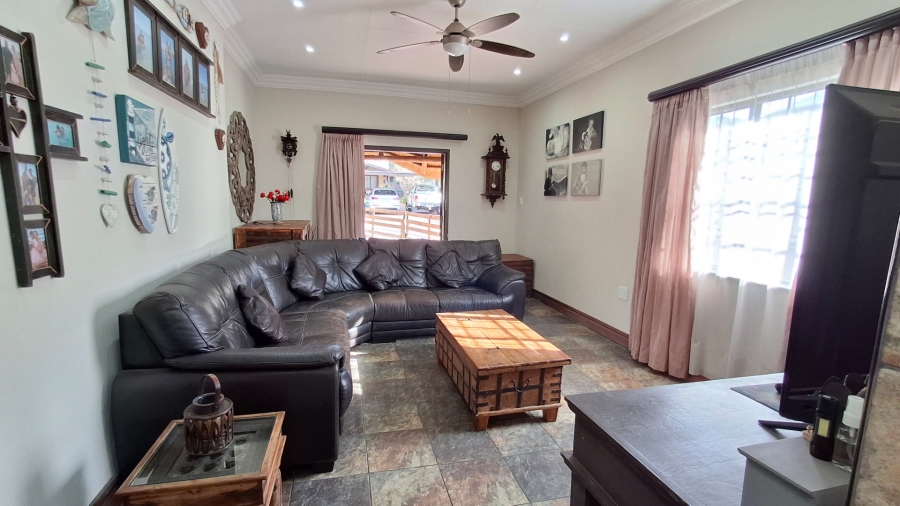 6 Bedroom Property for Sale in Pretoria Gardens Gauteng