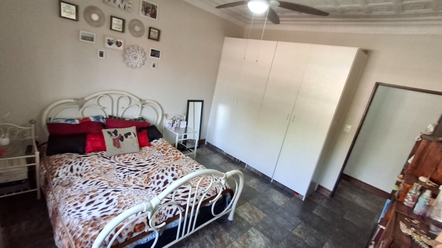 6 Bedroom Property for Sale in Pretoria Gardens Gauteng