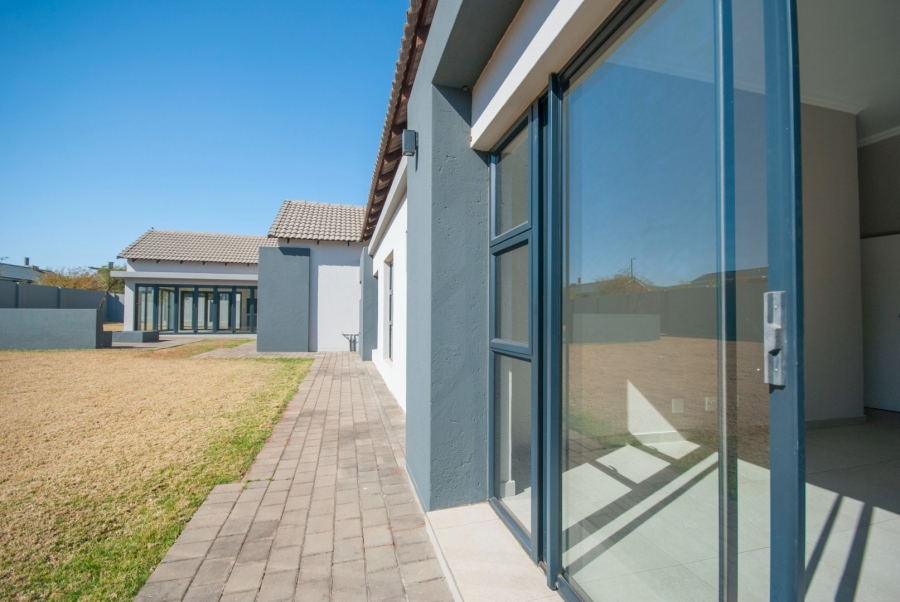4 Bedroom Property for Sale in Midstream Estate Gauteng