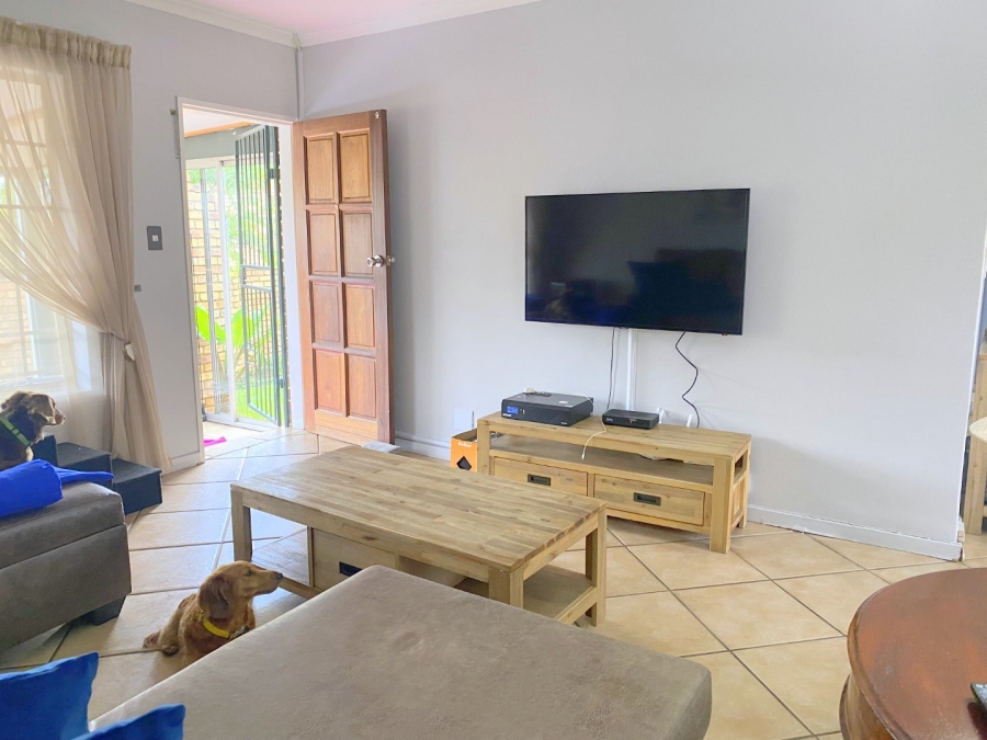 2 Bedroom Property for Sale in Amberfield Heights Gauteng