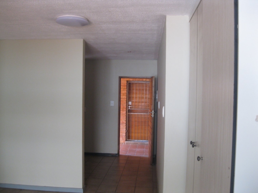 1 Bedroom Property for Sale in Hatfield Gauteng