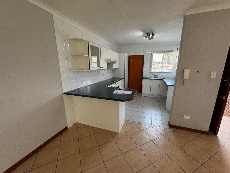 3 Bedroom Property for Sale in Glen Marais Gauteng