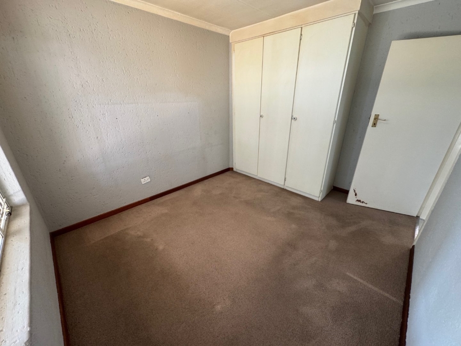 3 Bedroom Property for Sale in Glen Marais Gauteng