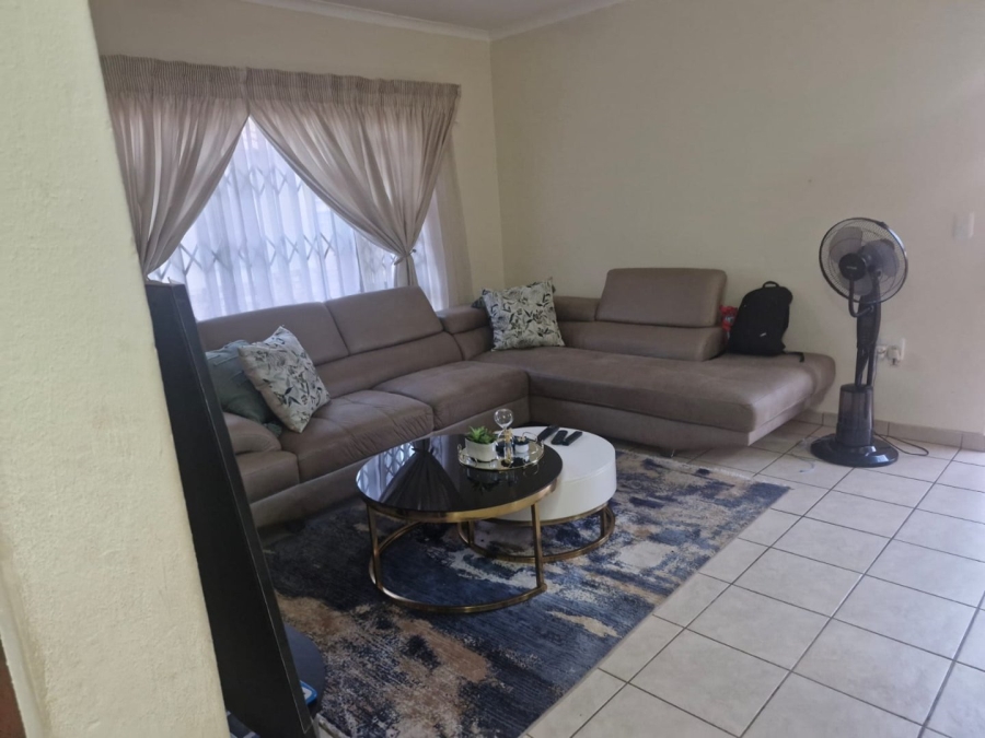 2 Bedroom Property for Sale in Chantelle Gauteng