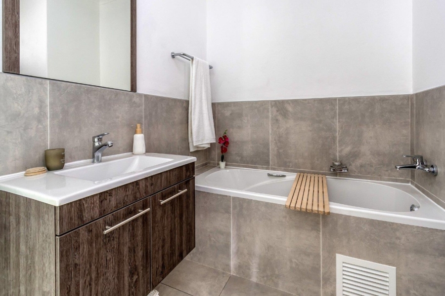 3 Bedroom Property for Sale in North Riding Gauteng