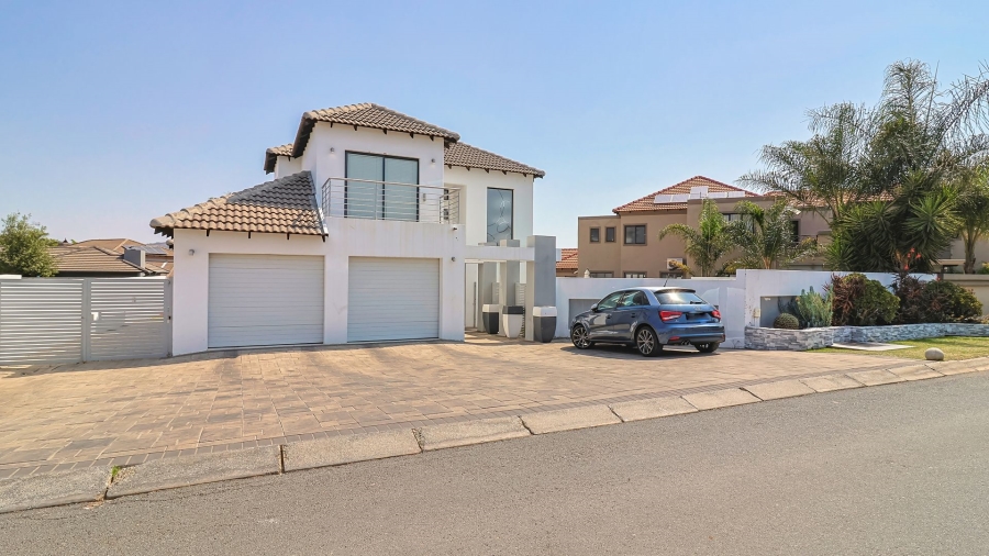 4 Bedroom Property for Sale in Honeydew Manor Gauteng
