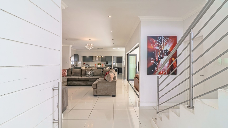 4 Bedroom Property for Sale in Honeydew Manor Gauteng