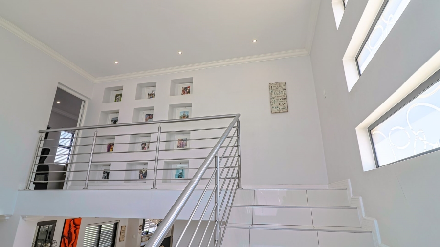 4 Bedroom Property for Sale in Honeydew Manor Gauteng