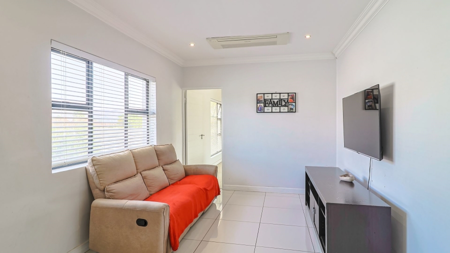 4 Bedroom Property for Sale in Honeydew Manor Gauteng