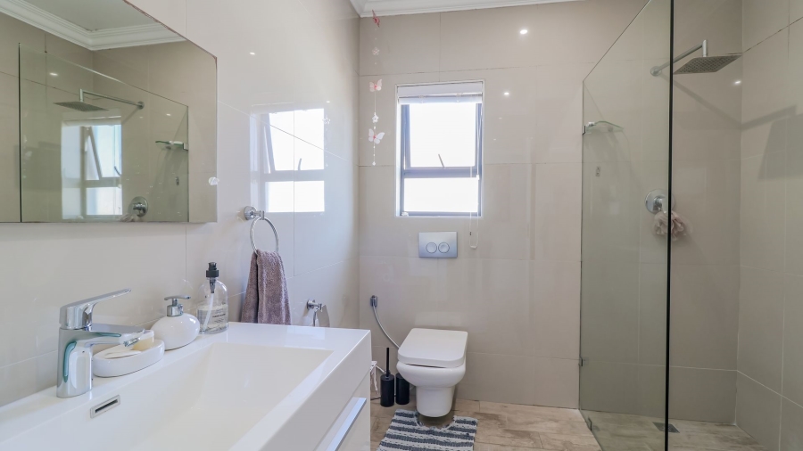 4 Bedroom Property for Sale in Honeydew Manor Gauteng