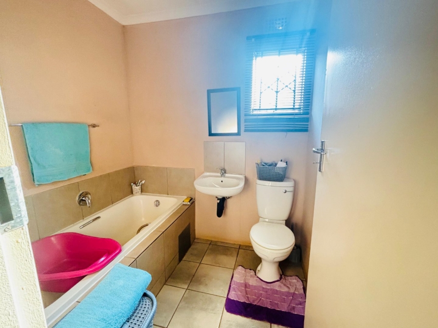 2 Bedroom Property for Sale in Sky City Gauteng