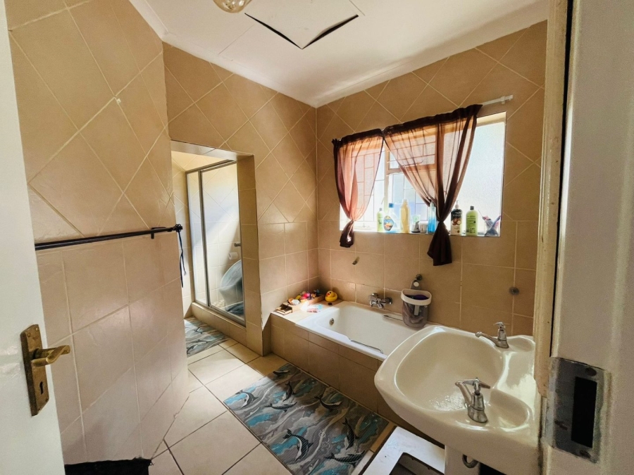 4 Bedroom Property for Sale in Jukskei Park Gauteng