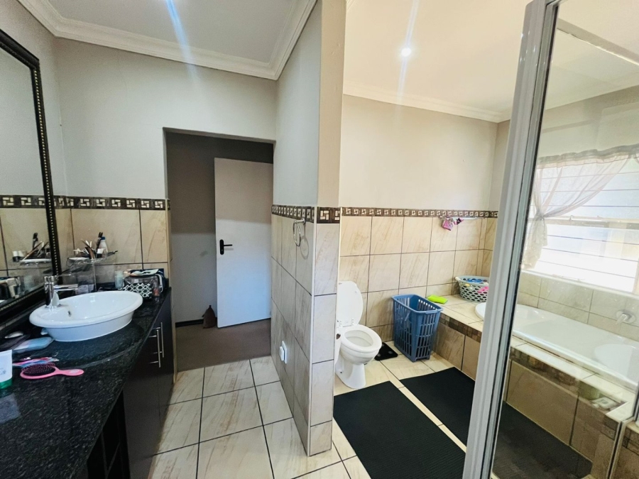 4 Bedroom Property for Sale in Jukskei Park Gauteng