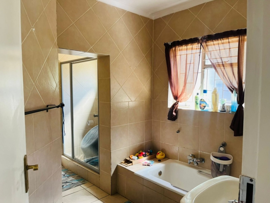 4 Bedroom Property for Sale in Jukskei Park Gauteng