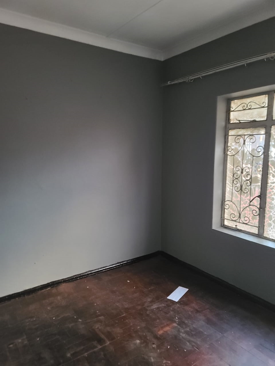 8 Bedroom Property for Sale in South Hills Gauteng