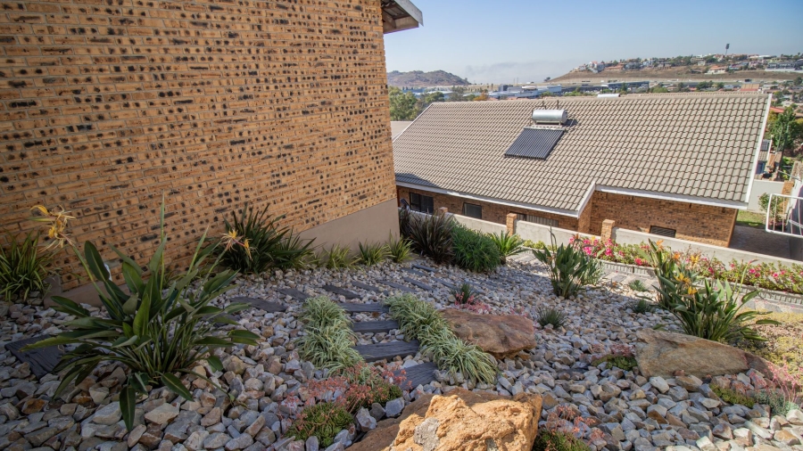 3 Bedroom Property for Sale in Oakdene Gauteng