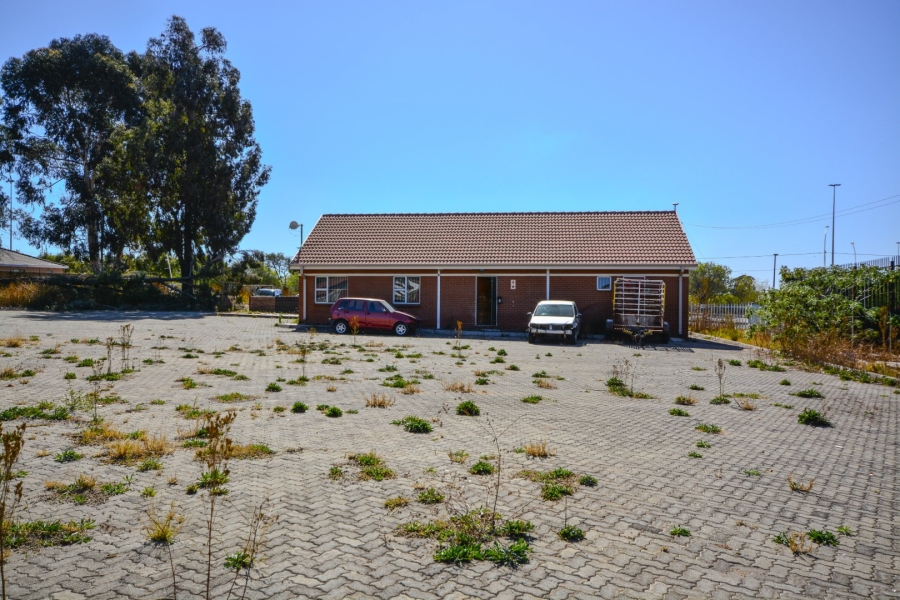 Commercial Property for Sale in Ormonde View Gauteng