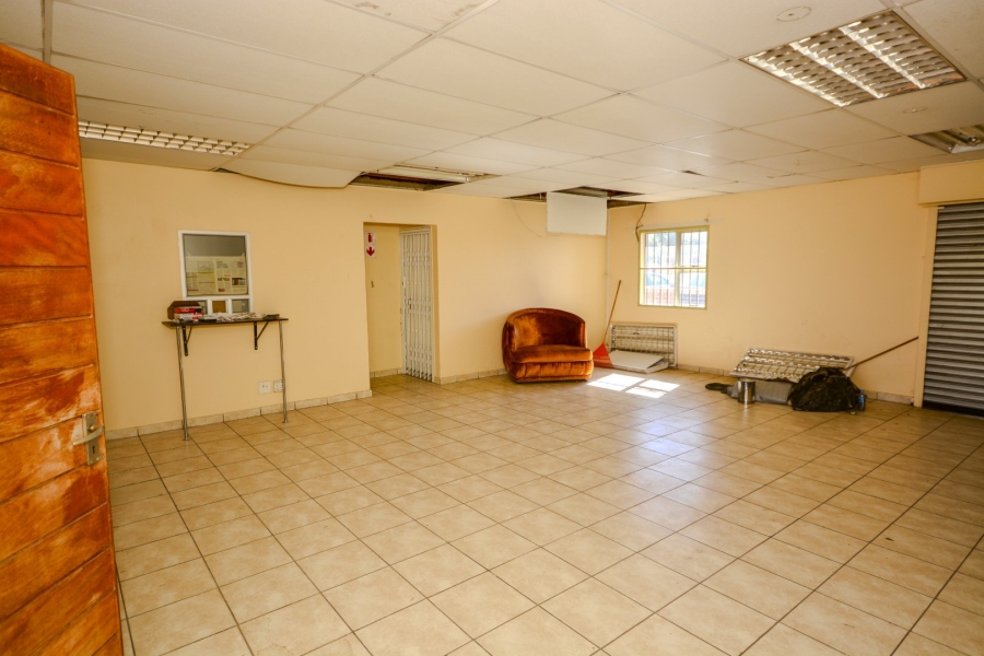 Commercial Property for Sale in Ormonde View Gauteng