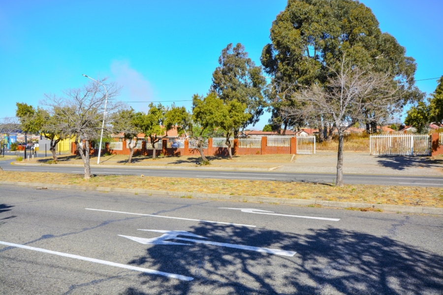 Commercial Property for Sale in Ormonde View Gauteng