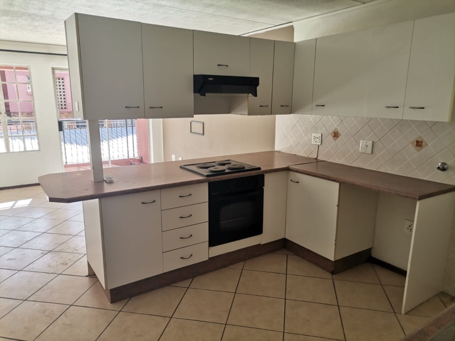 2 Bedroom Property for Sale in Marlands Gauteng