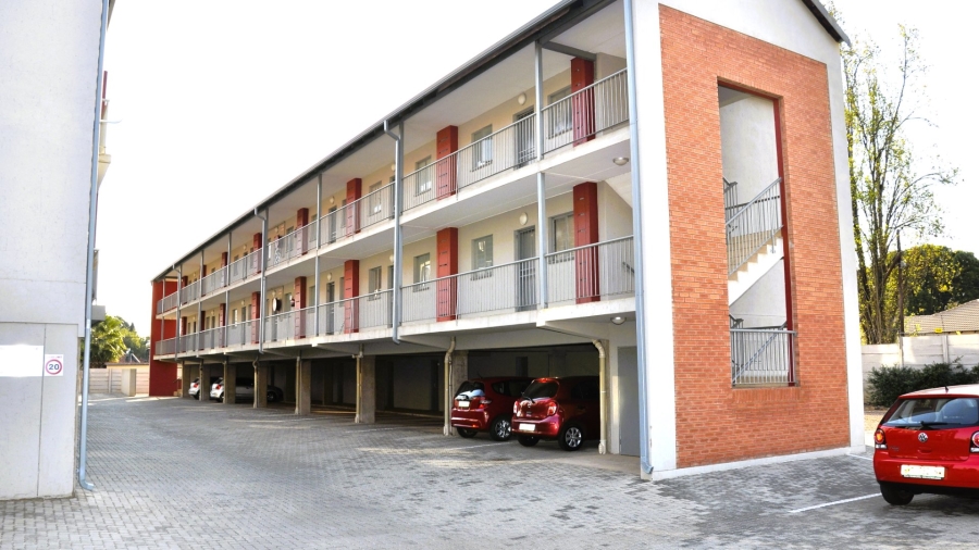 1 Bedroom Property for Sale in Rietfontein SH Gauteng