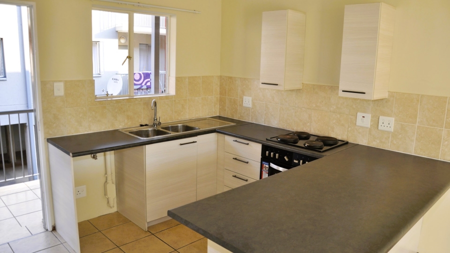 1 Bedroom Property for Sale in Rietfontein SH Gauteng