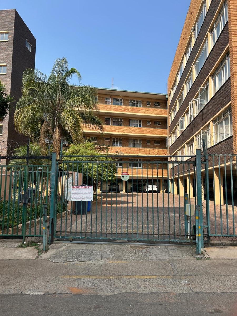 5 Bedroom Property for Sale in Pretoria Gauteng