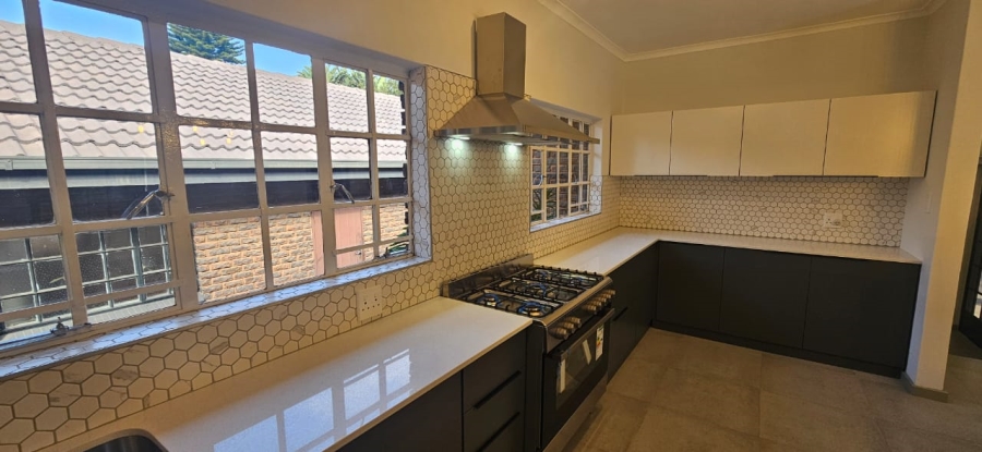 4 Bedroom Property for Sale in Waterkloof Heights Gauteng