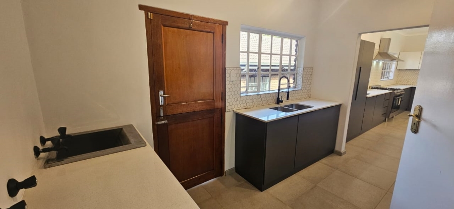 4 Bedroom Property for Sale in Waterkloof Heights Gauteng