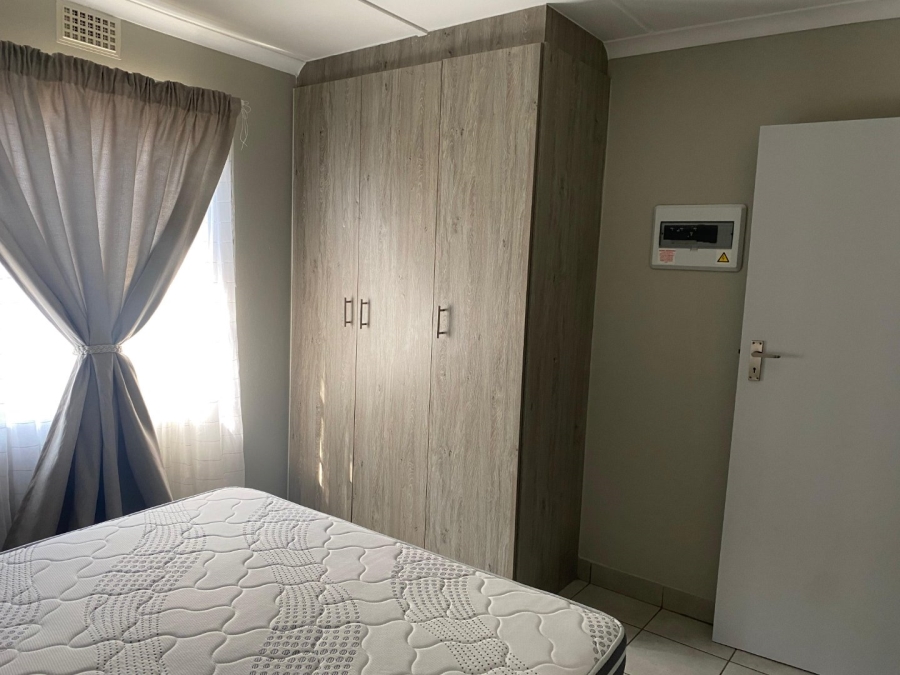 1 Bedroom Property for Sale in Heuweloord Gauteng